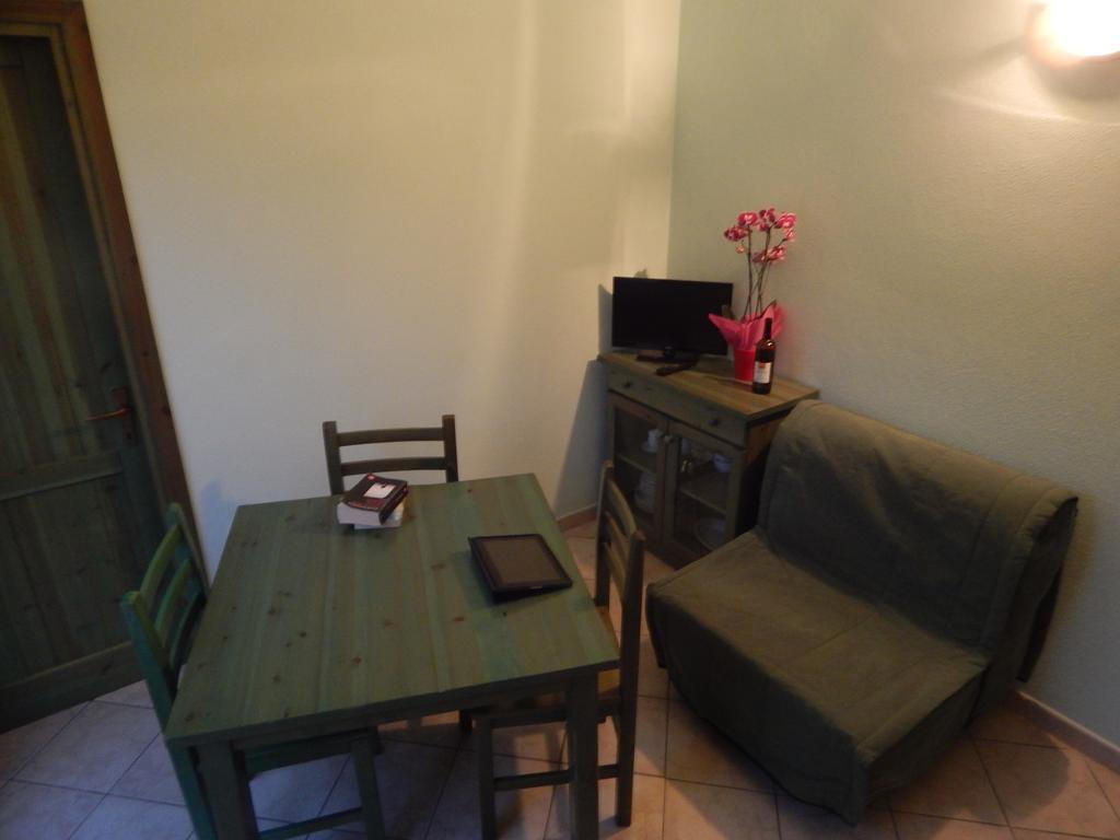 Appartamento Magnolia Cala Liberotto Chambre photo